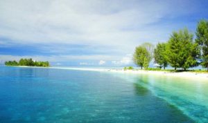 Wisata Maluku yang Paling Hits dan Wajib Dikunjungi, Alamnya Memesona